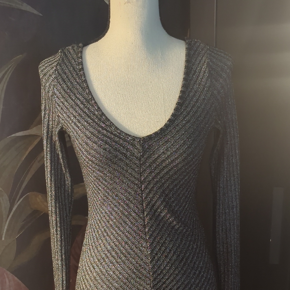 Bar III Gray Ribbed Long Sleeve V-Neck Dress